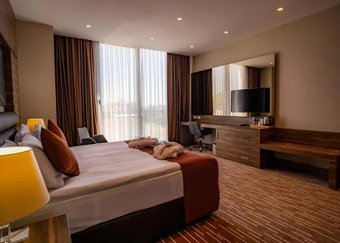 Ekor Elegance Hotel Gazimağusa