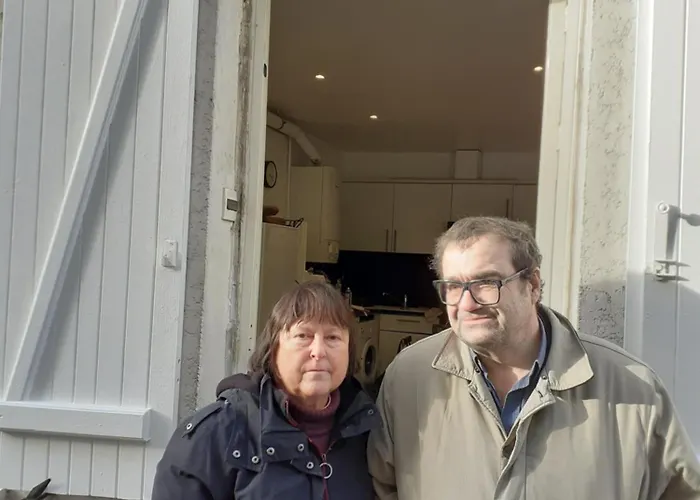 Nicolas Et Marie Courbevoie