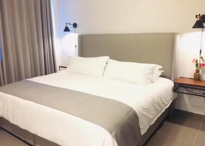 Aparthotel Urban Gran Plaza Zapopan