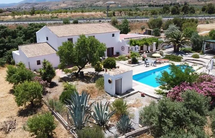Casa De La Familia - Casa Rural Baza