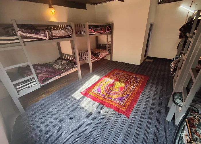 Pandora Riverside Cafe & Stay Kasol