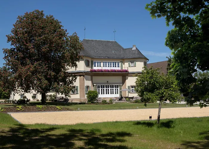 Schloß Falkenhaus Bad Berneck im Fichtelgebirge