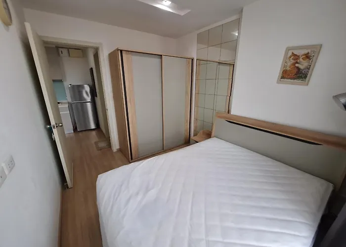 Condo In Bangkok With Swimming Pool Near Malls And Train