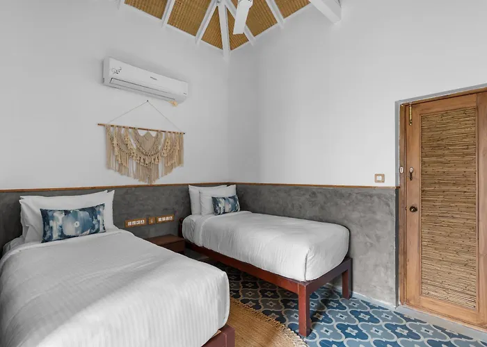 Azora By Ayatana, Goa Hotel Morjim