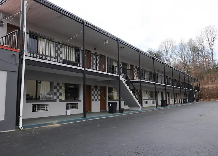 Relax Inn Collinsville