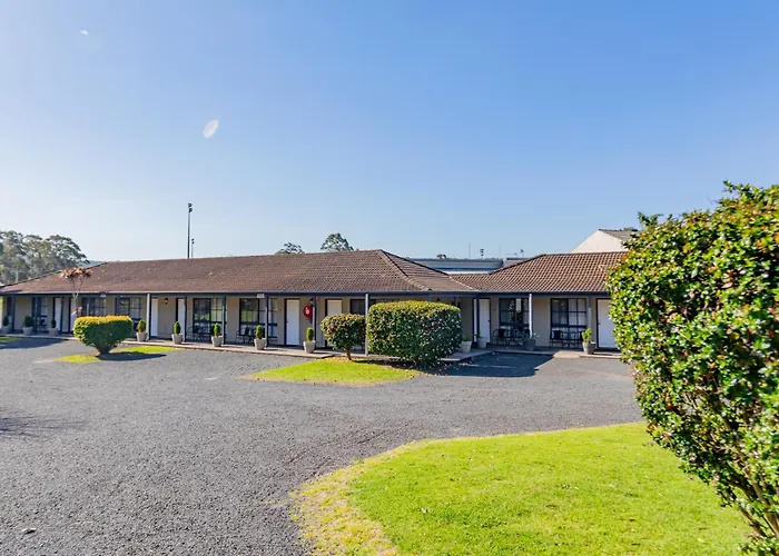 Coachman'S Eden Motel