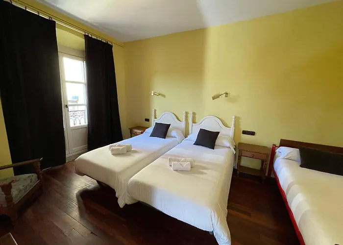 Hostal Esmeralda Comillas