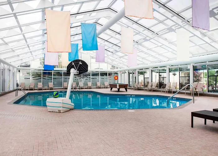 Quality Inn And Conference Centre Pembroke