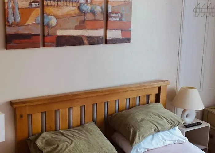 Forth Bay Guest House Leven 