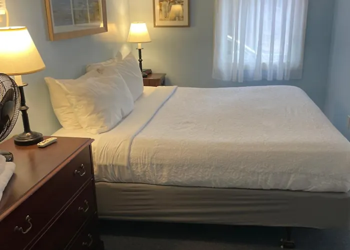 Elmwood Motor Court Hotel Old Orchard Beach