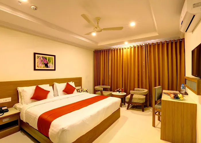 Hotel Floral Park Kottayam