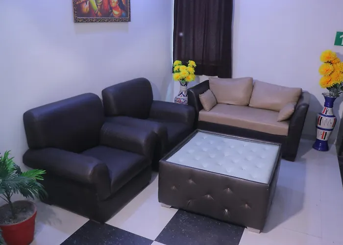 Hotel Panache 500 Mtrs From Shri Krishna Janma Bhumi Teample Mathura
