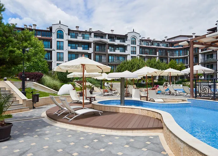 Boutique Rose Gardens Pomorie Aparthotel