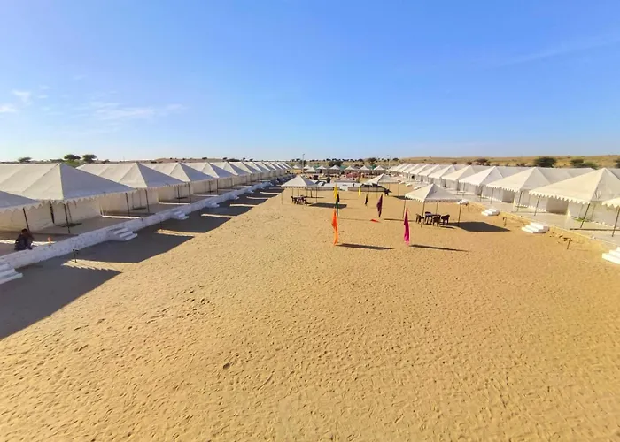 Desert Sunshine Resort Sam