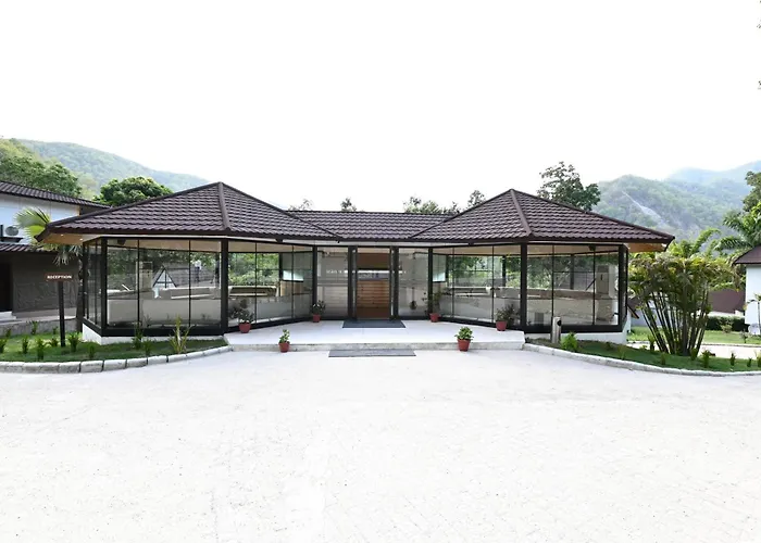 Welcomheritage Tarangi Ramganga Resort Marchula