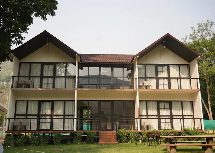 Welcomheritage Tarangi Ramganga Resort Marchula