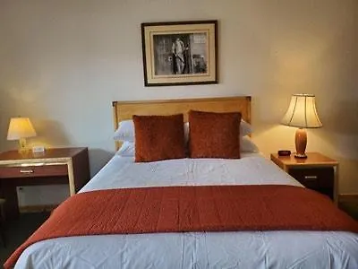 Old Montana Inn Deer Lodge