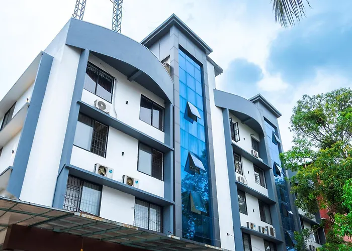 Kay Pee'S Grande Hotel Kochi