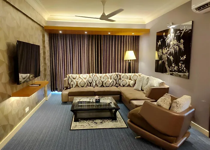 Royal Pearl Suites Cox's Bazar