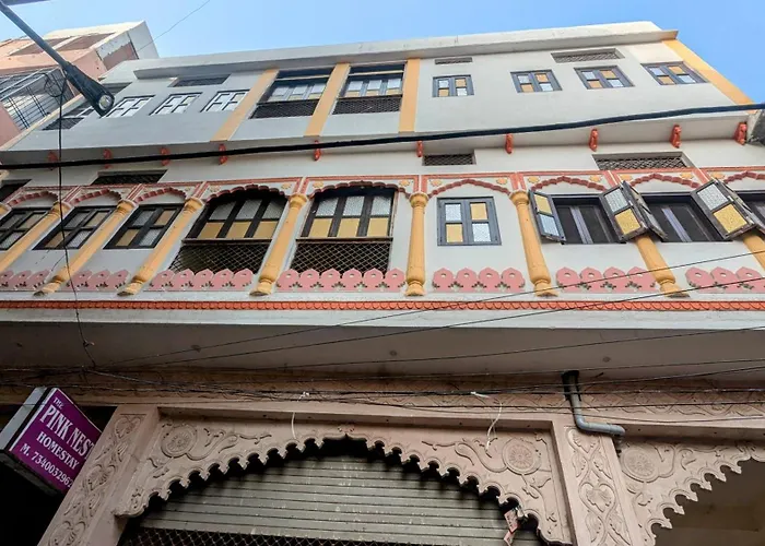 Hotel The Pink Nest - Backpackers Abode Jaipur