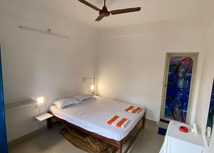 Cheeky Monkey Hotel Arambol
