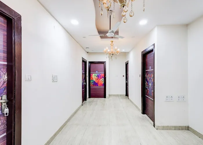 Hotel O Clock Tower Inn New Delhi