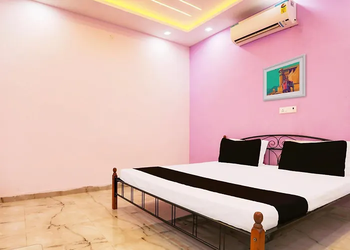 Hotel O Rajendra Palace Kanpur