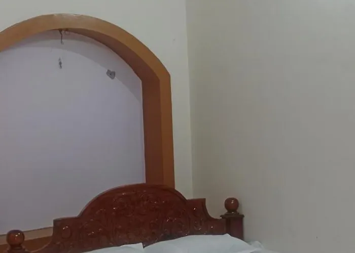 Sri Chendur Siva Residency Hotel Tiruchchendur