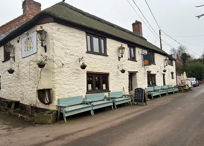 The Rising Sun Hotel Taunton