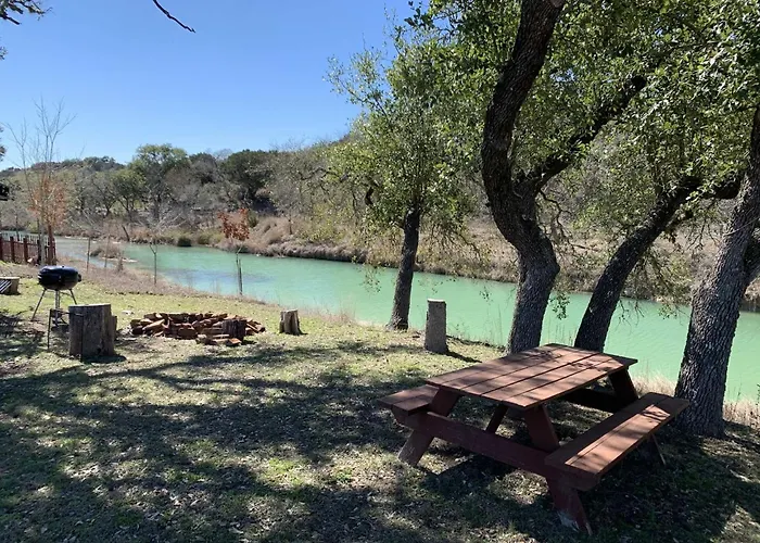 Bandera Stronghold Retreat