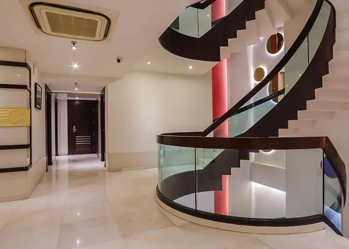 Hotel Godwin Deluxe New Delhi Awarded Best Hotel 2025- Free Airport Pick-Up