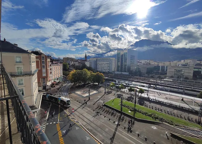 Brit Hotel Suisse et Bordeaux - Centre Gare Grenoble