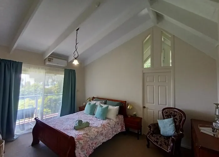 Spectacular Gold Coast Skyline Views Hotel Mount Tamborine