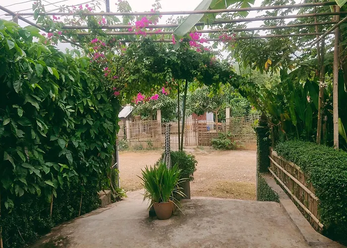Meexok Guesthouse Nong Khiaw