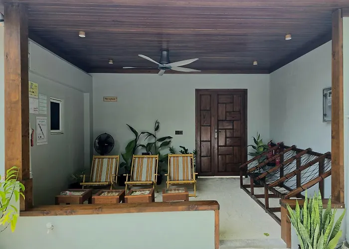 Dhonfalhu Dhigurah Dhigurah 