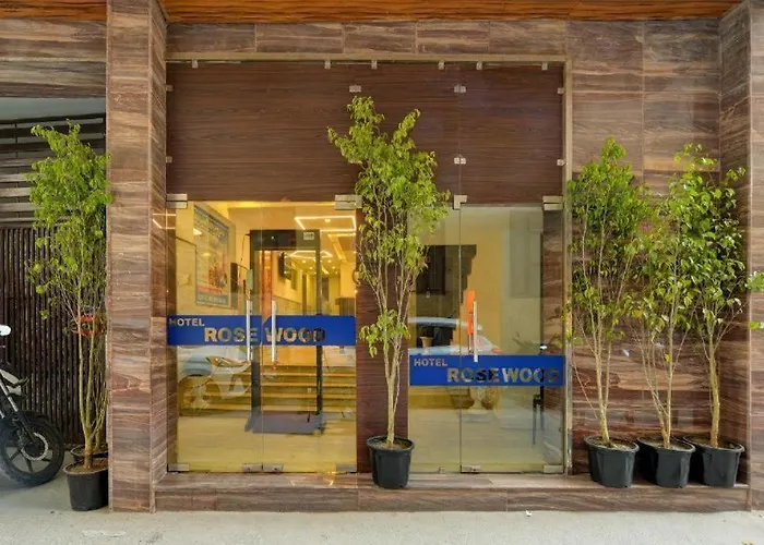 Hotel Rosewood Near Delhi Airport New Delhi