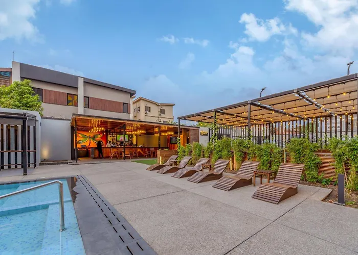 Eden Gardens Hotel Acra