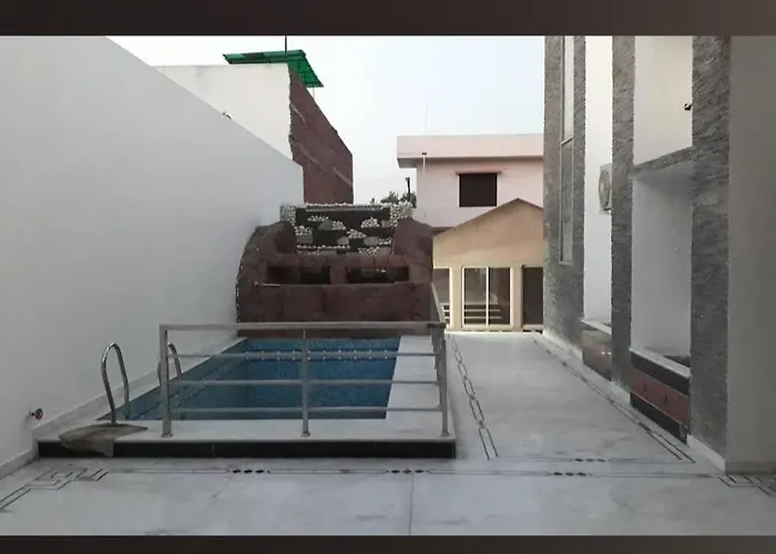 Hotel Triveni Darshan Prayagraj
