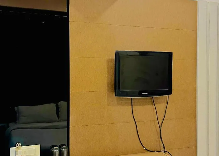 Hotel Lux Inn Udaipur