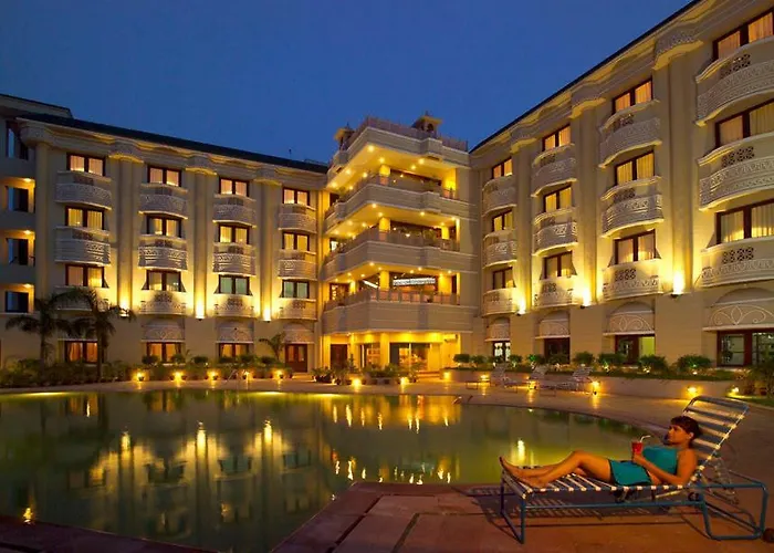Empires Hotel Paradip Garh