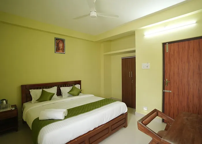 Le Leos Park Inn Puducherry