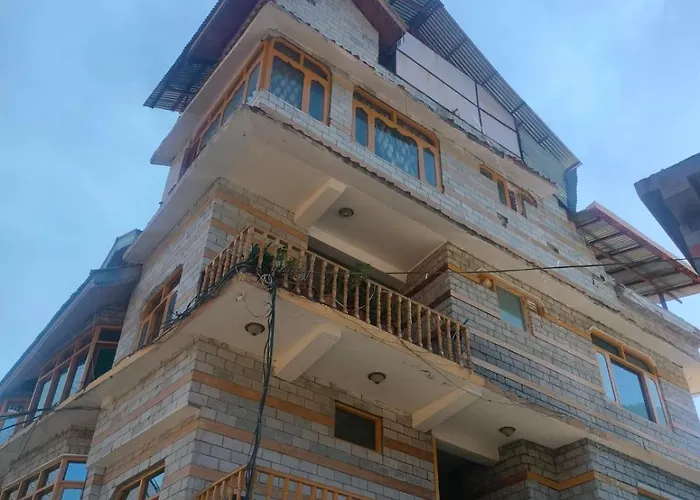 Govind Royal Stay Manali 