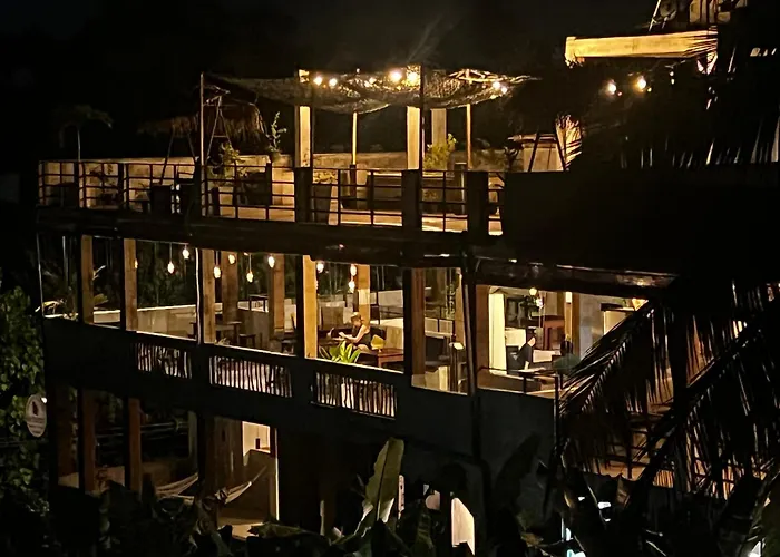 Coconut Surf Inn Weligama