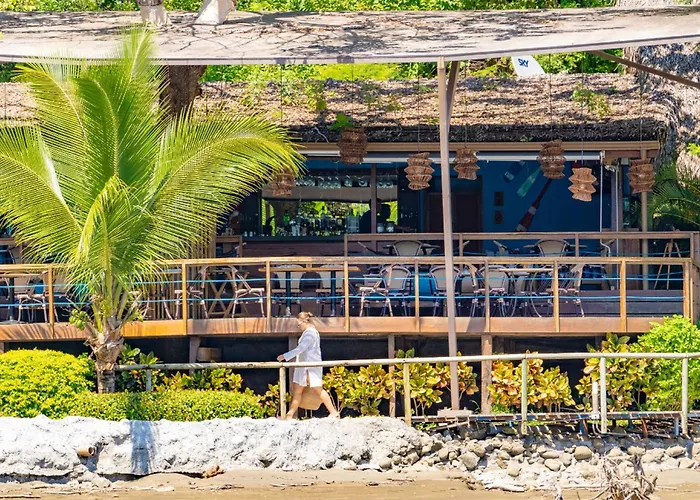 Isla Chiquita Glamping Hotel Paquera
