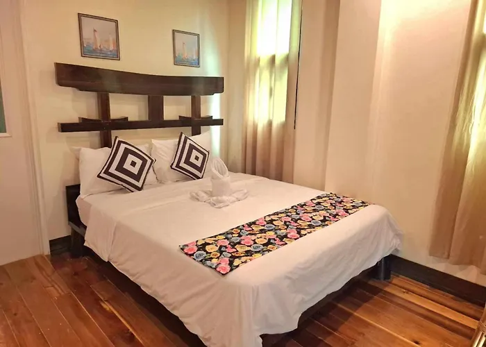 Peak View Resort San Vicente 