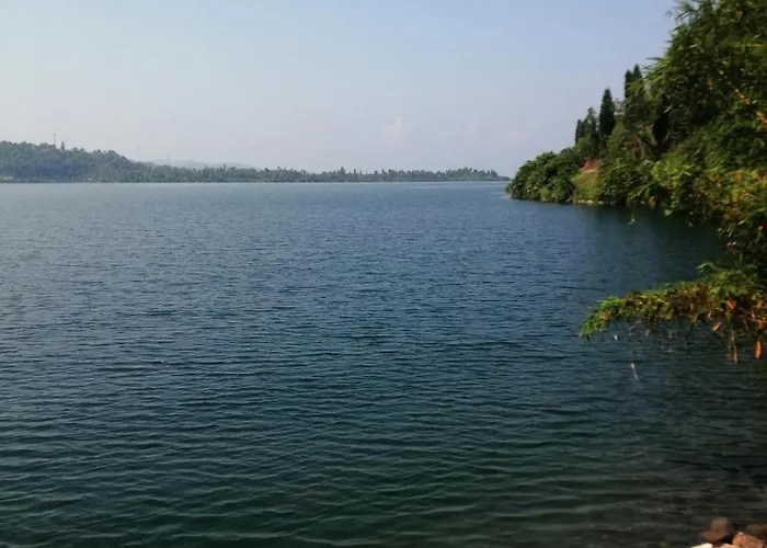 Inn On The Lake Kibuye