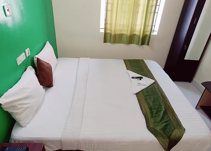 Green Tree Hotel-Near Vfs Global And Ramee Mall Chennai