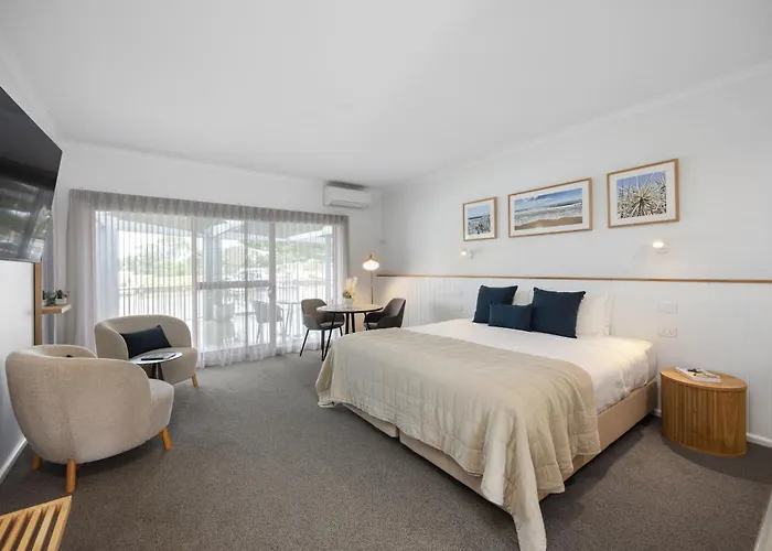 Mariners Cove Waterfront Motel And Apartments Paynesville