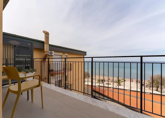 B&B Le Suites Di Costanza Cefalu