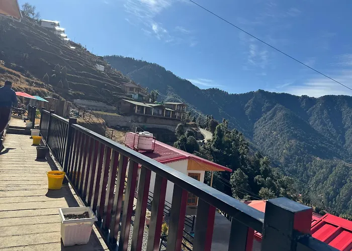 The Vintage Hill Village - Himalayan Boutique Resort Kanatal